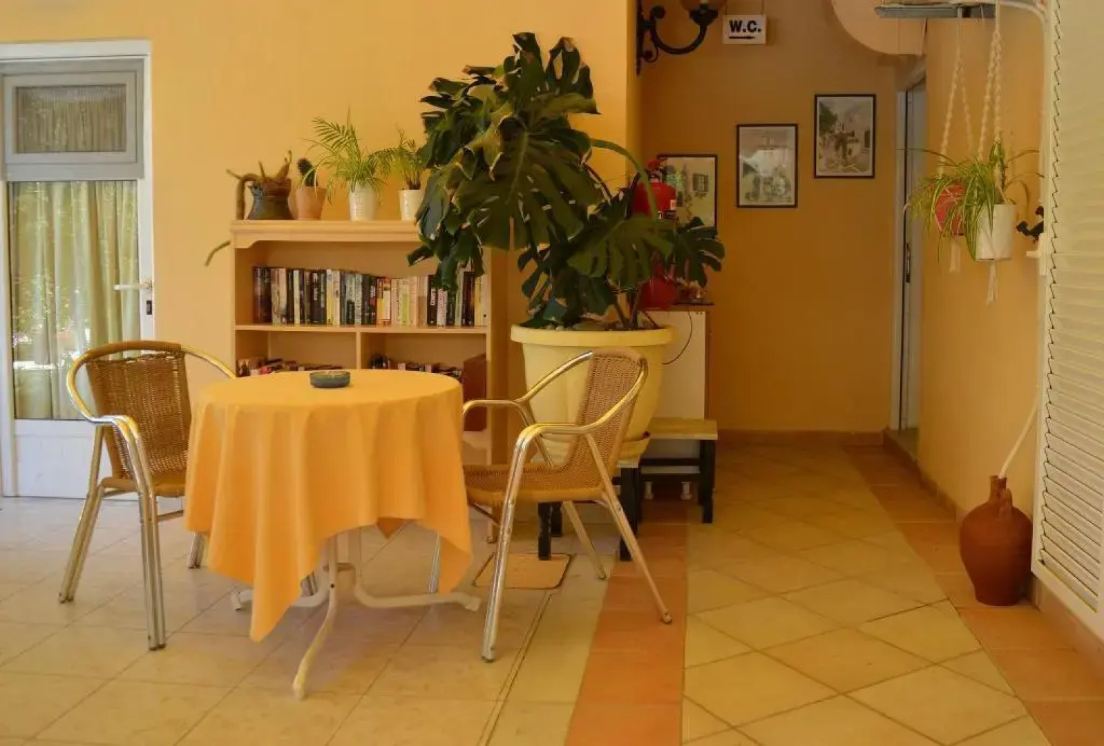 Konstantina Apartments