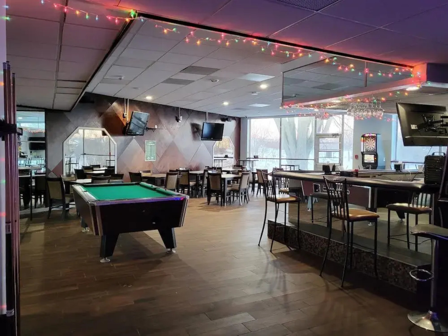 Di Resort Riverside Racine