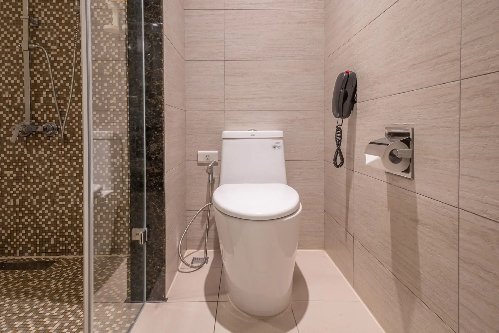 Guide Hotel Taichung ZiYou