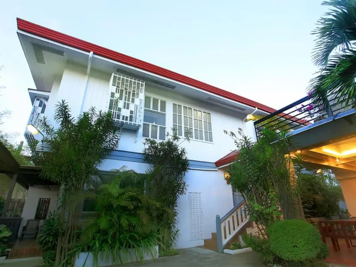 Casa Genaro Bohol by Cocotel