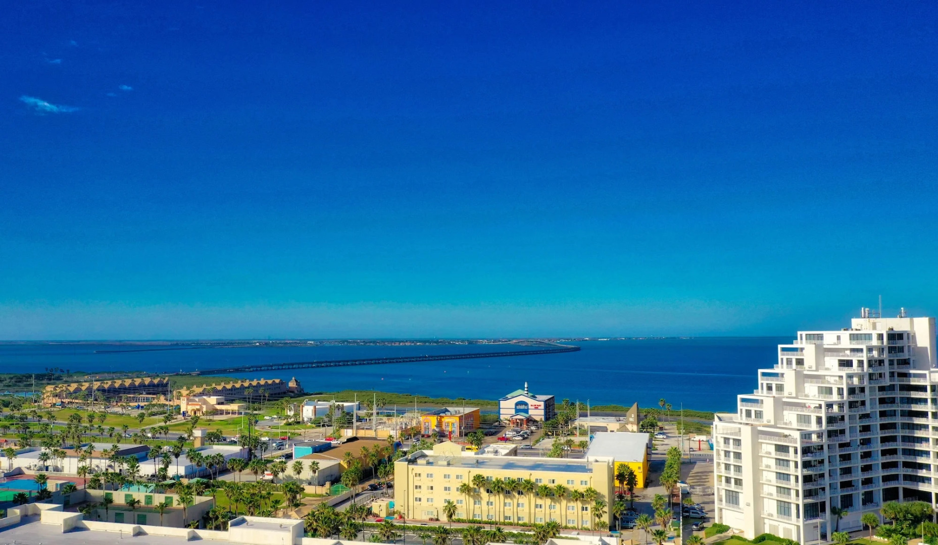 Comfort Suites Beachside