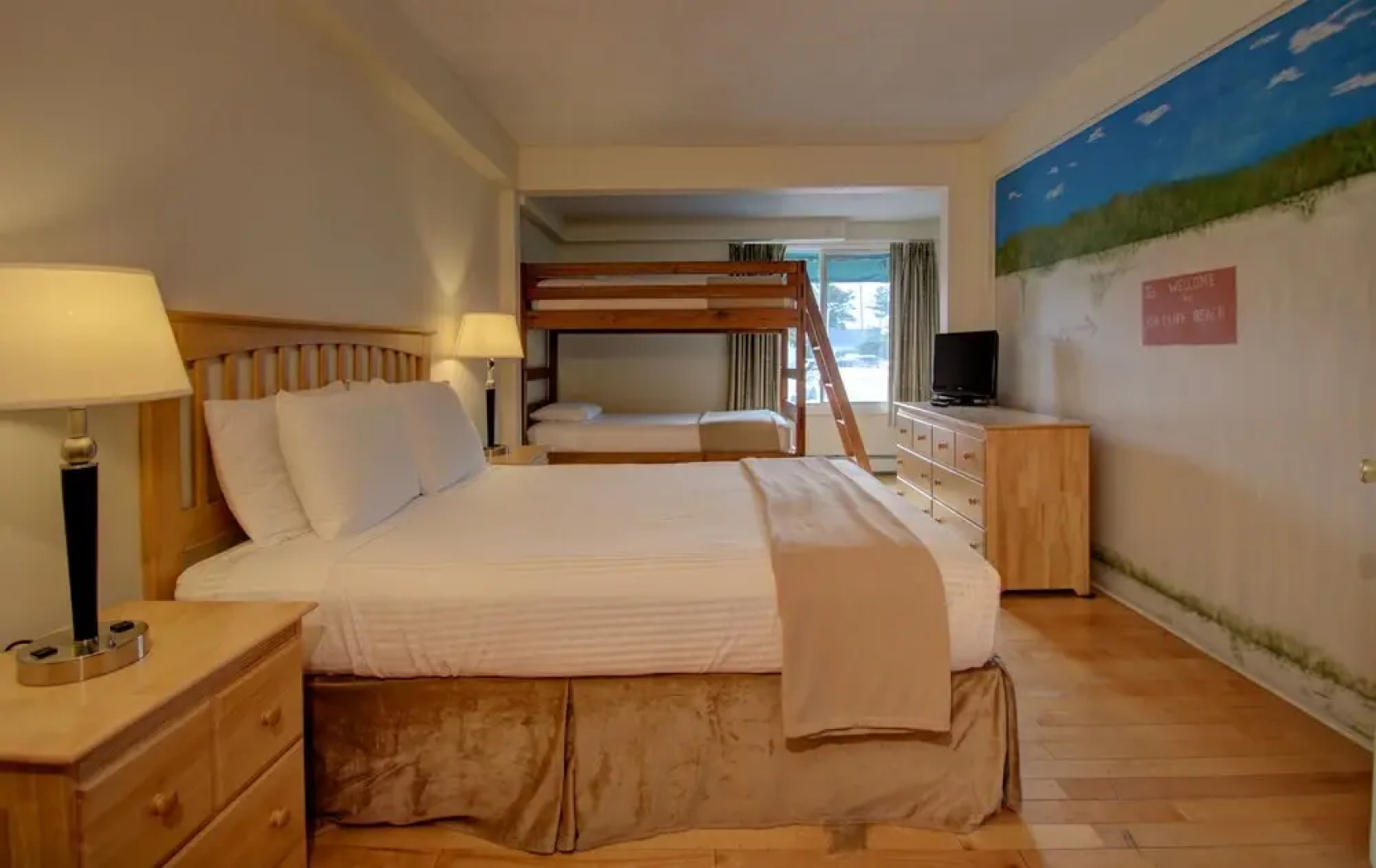 Sea Cliff House Motel