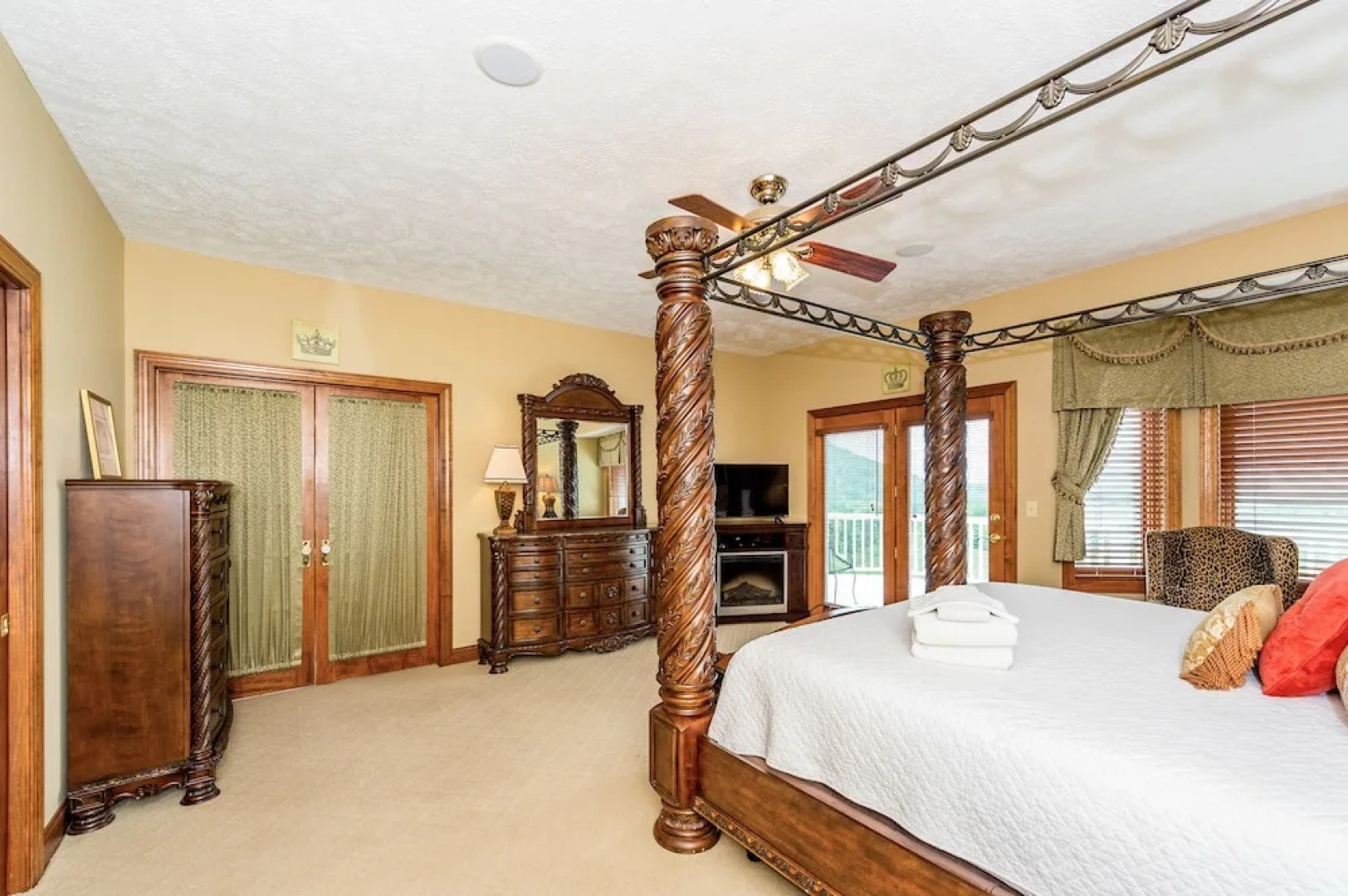 Acre Blue Ridge Estate 8 Bedrooms 7.5 Bathrooms Home