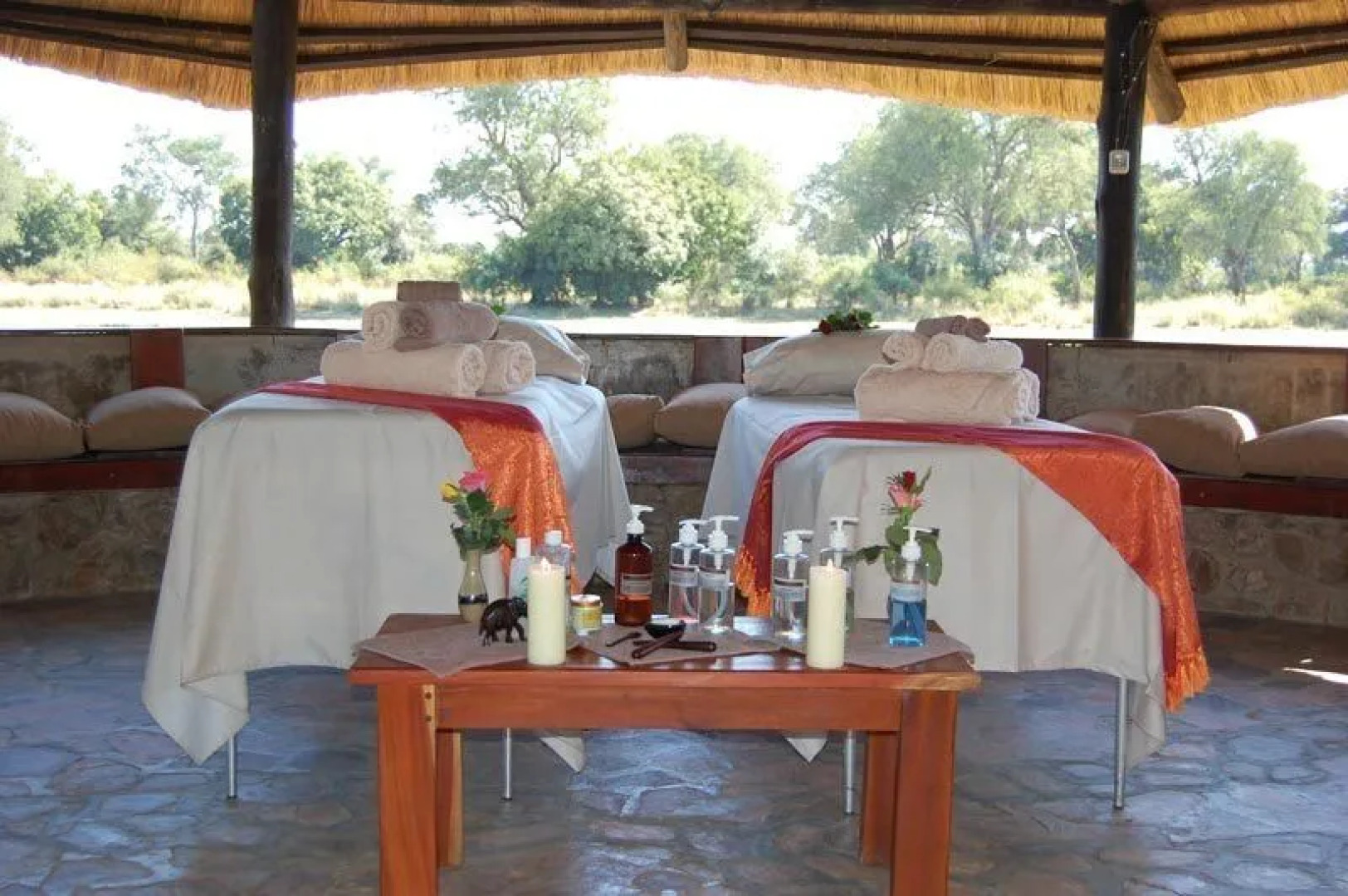 Three Cities Mushroom Lodge