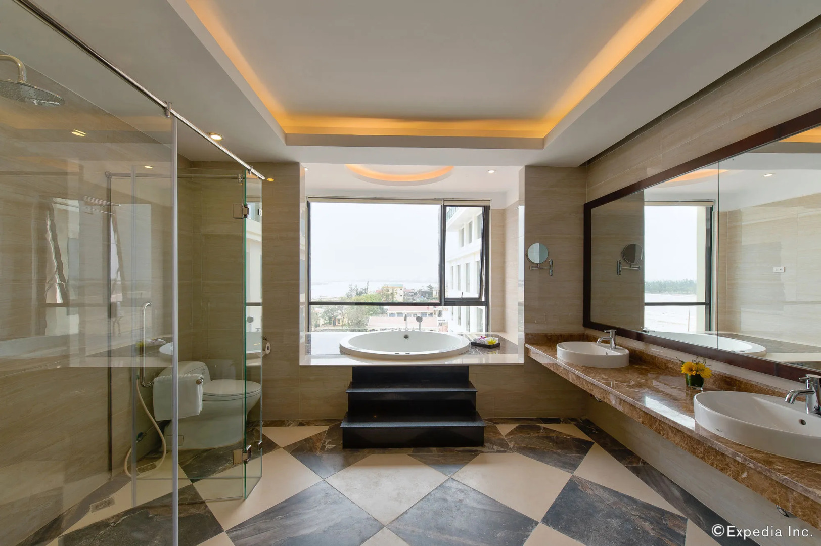 Muong Thanh Holiday Quang Binh Hotel