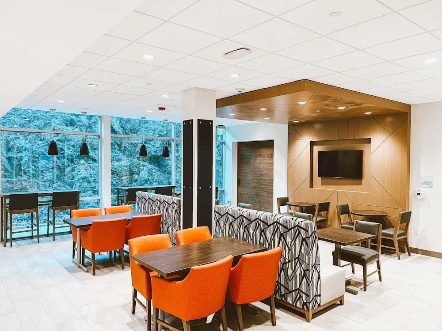 Holiday Inn Express & Suites Henderson South - Boulder City by IHG