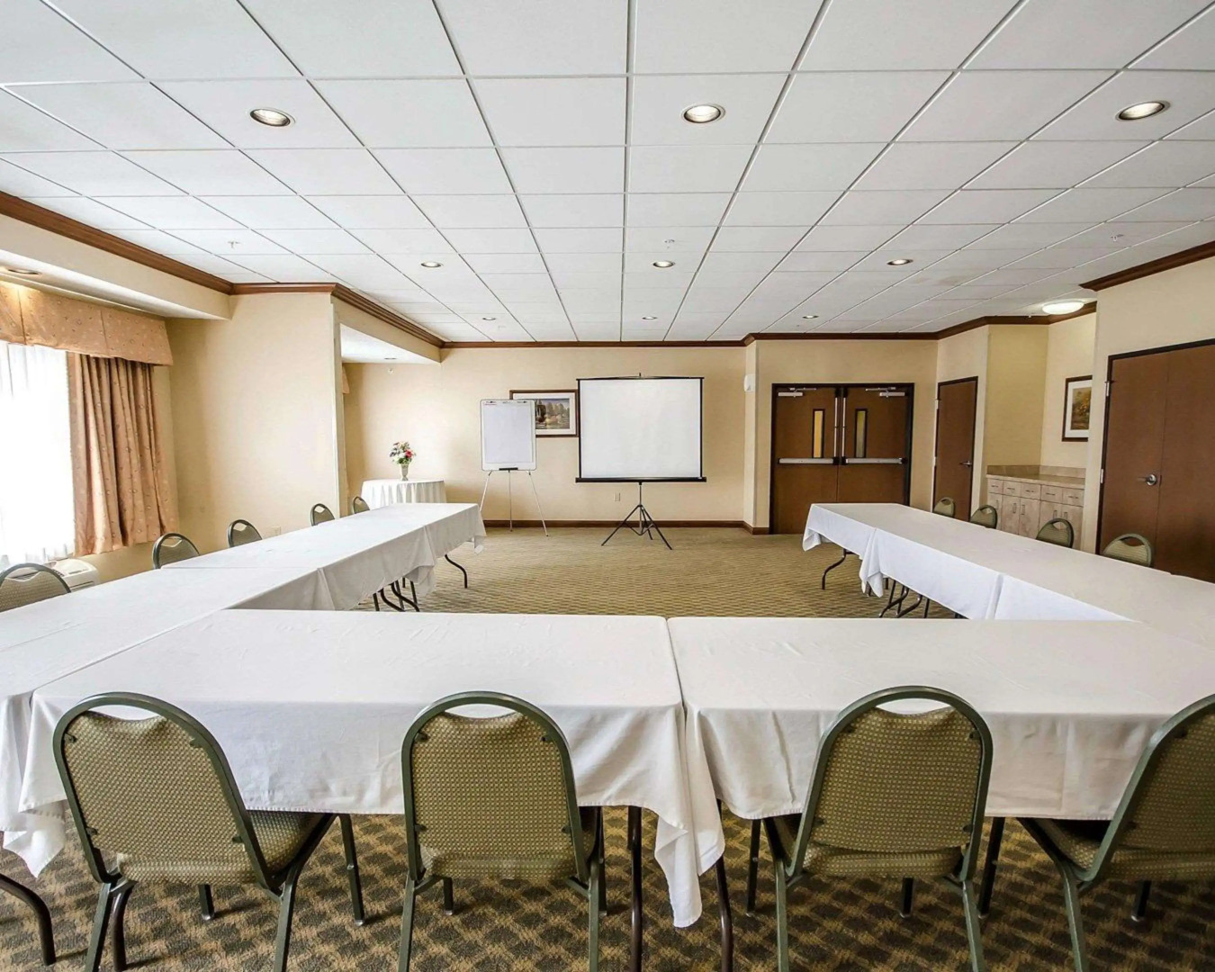 Quality Inn & Suites Rockport - Owensboro North (GOLD AWARD WINNER)