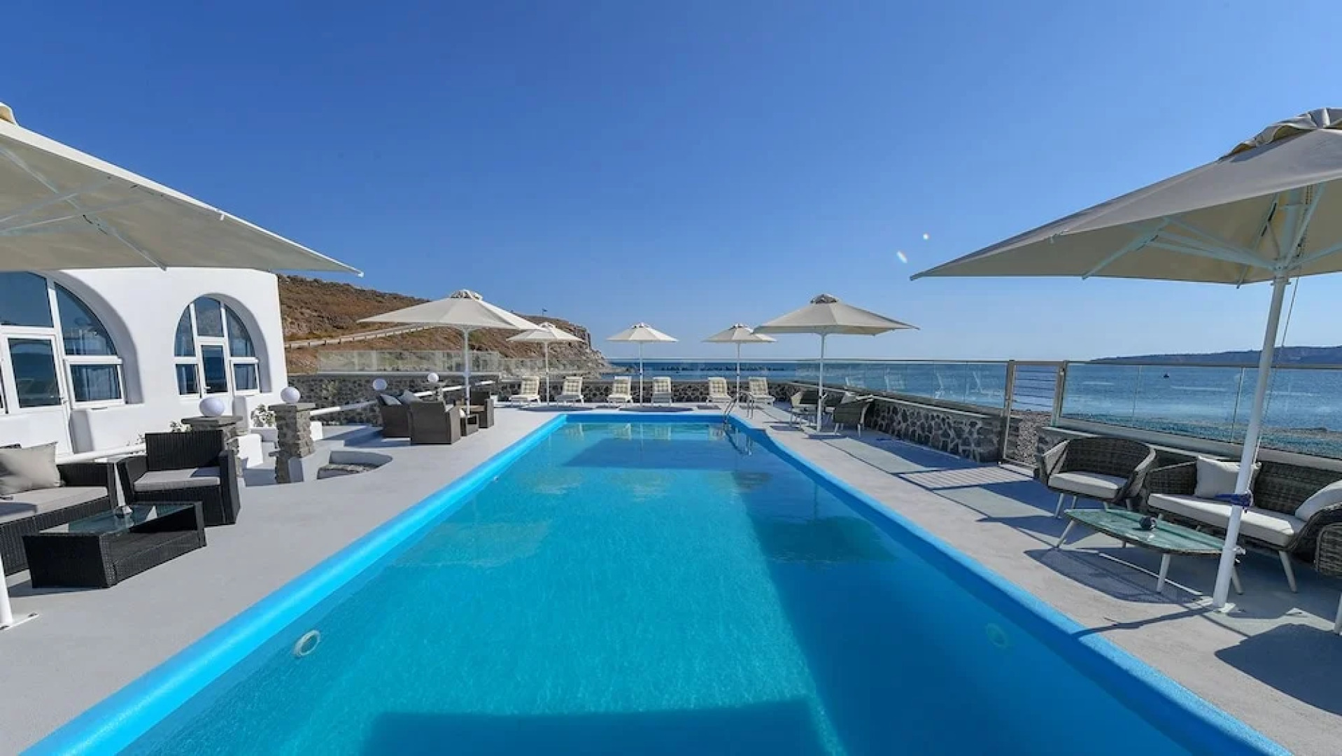 Thirassia Paradise Suites