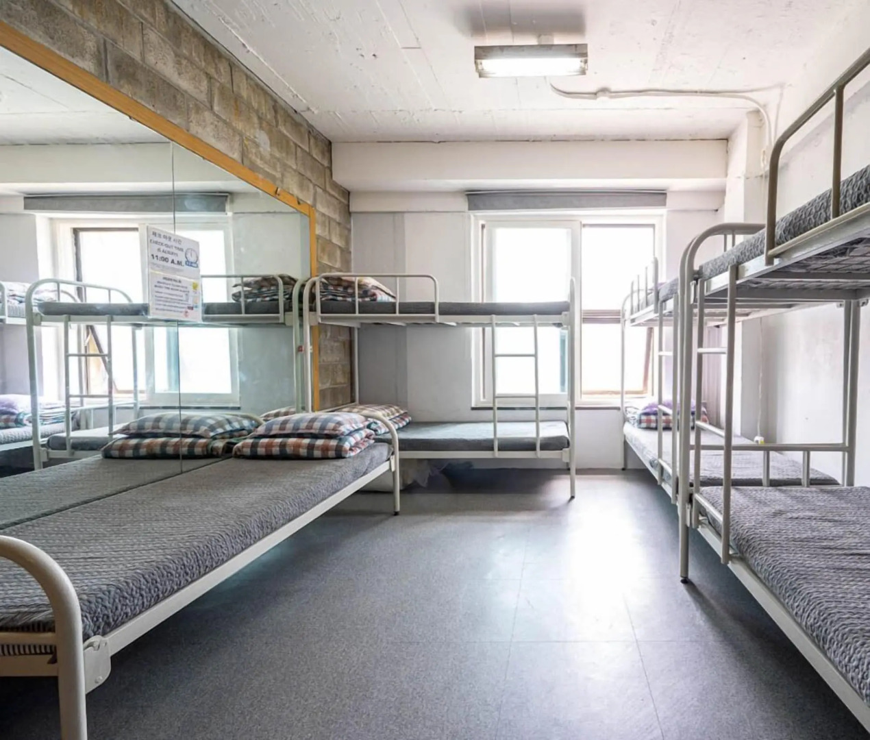 Mamas and Papas Guesthouse and Apartments in Seoul