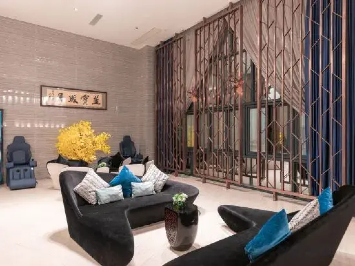 Yiyuan Lanbao Hotel Lingshui