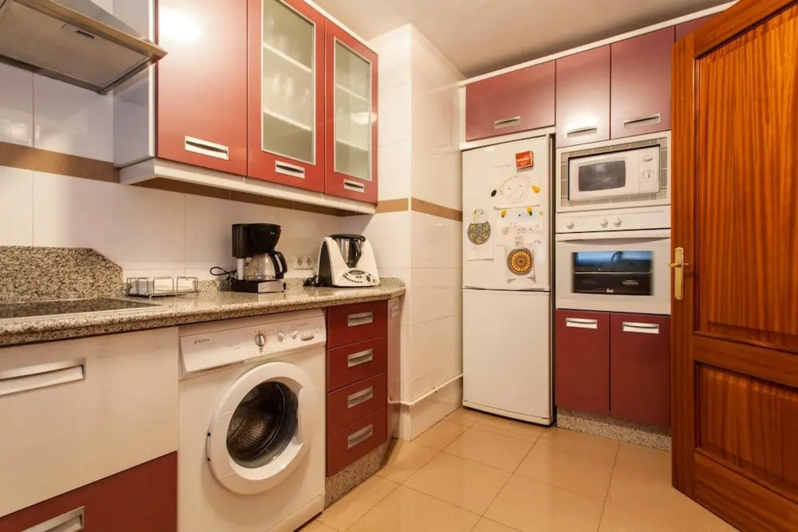 Apartment With 2 Bedrooms in Mairena del Aljarafe, With Shared Pool, Balcony and Wifi