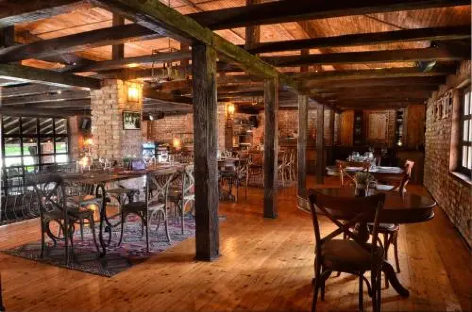 Royal Winery Queen Maria