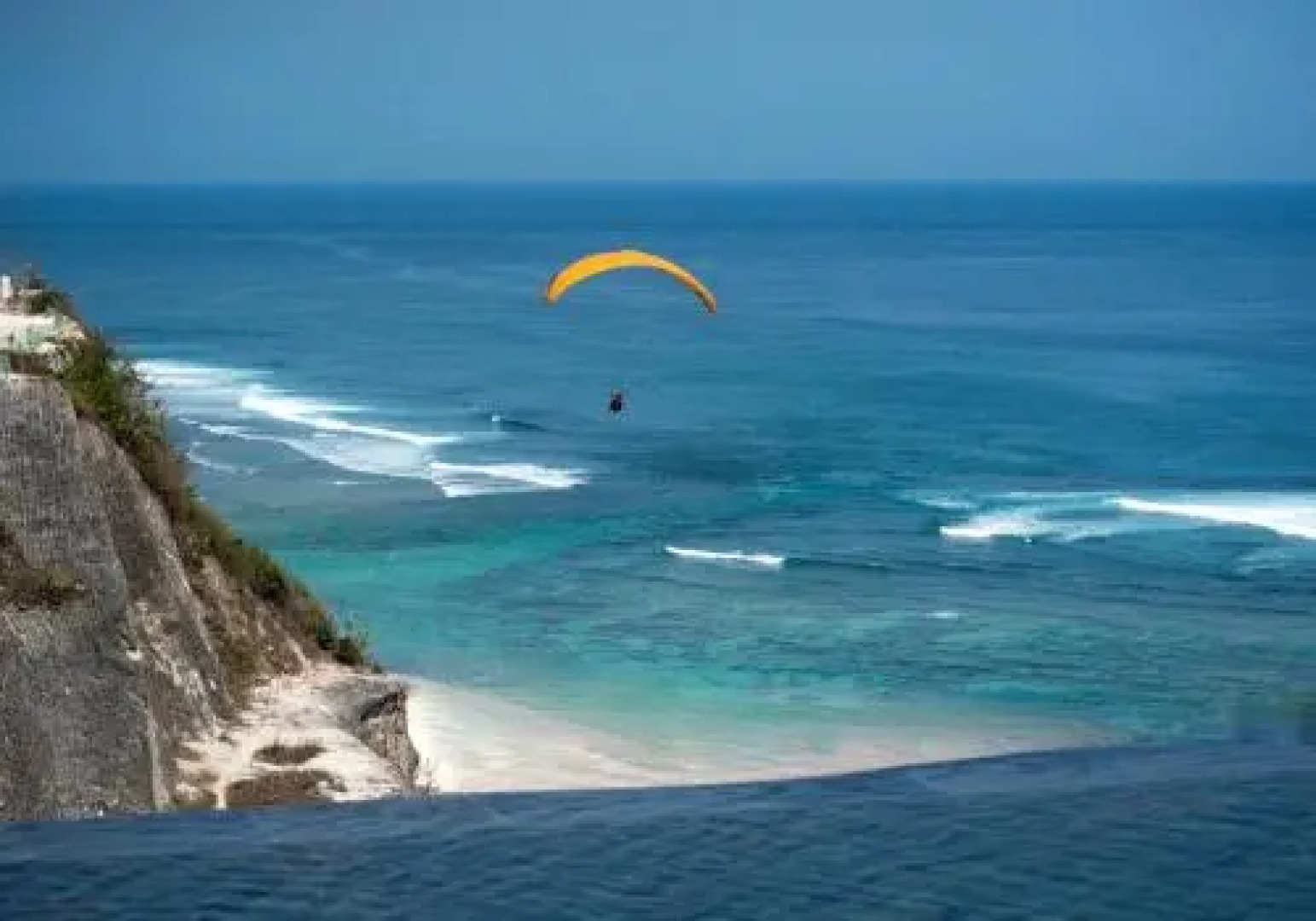 Villa Six Karang Kembar