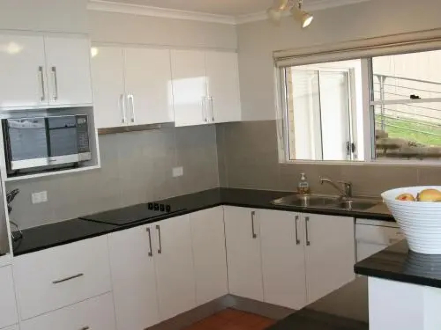 1 'The Clippers' 131 Soldiers Point Road - fabulous waterfront unit