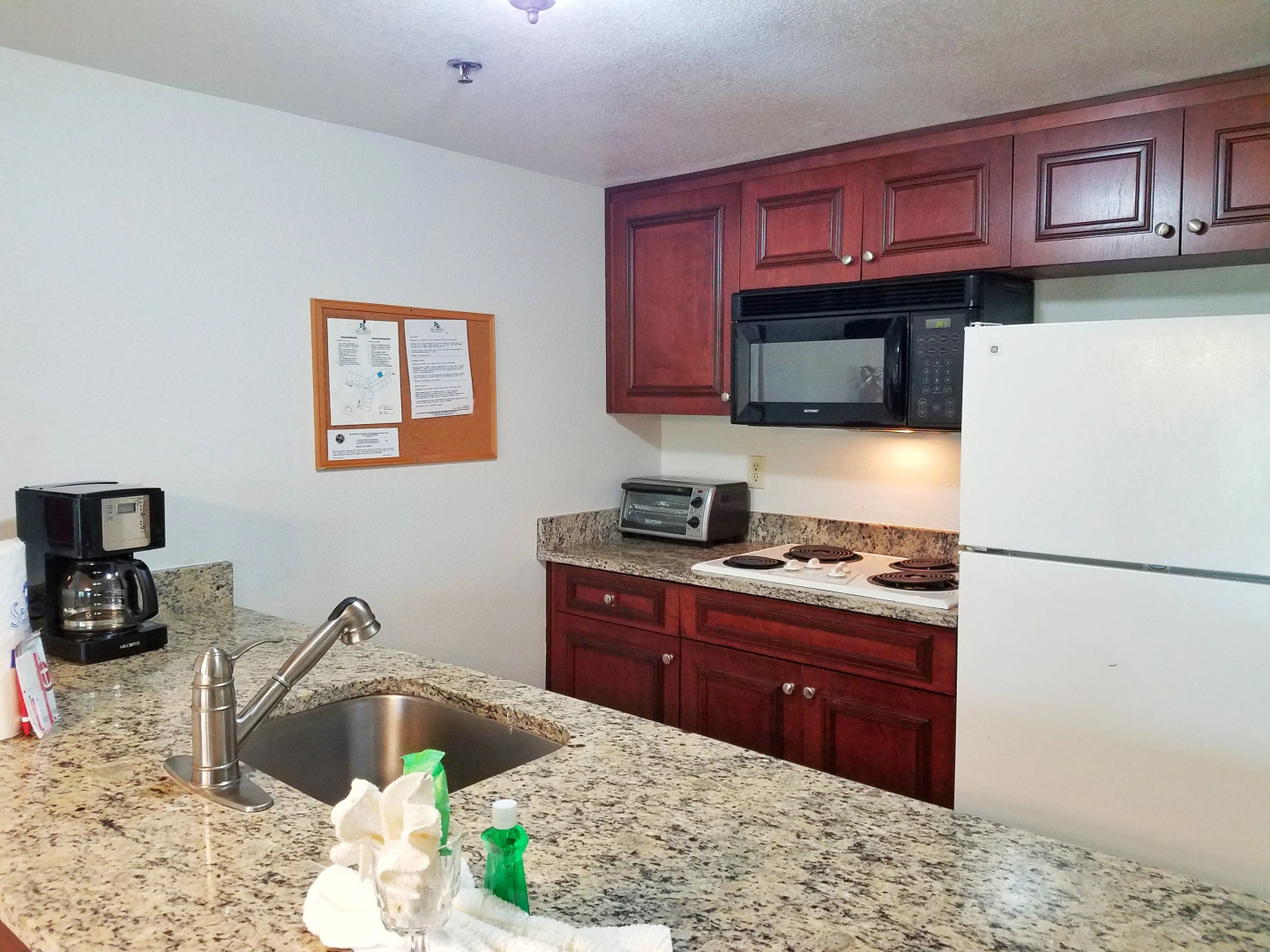 Parc Corniche Condominium Suite Hotel