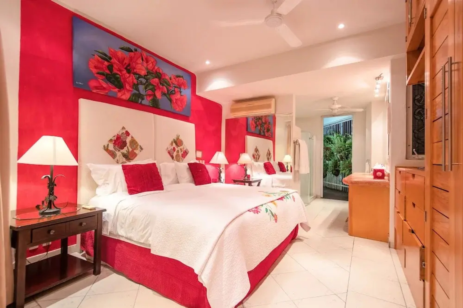 Casa Yvonneka, Private Luxury Villa