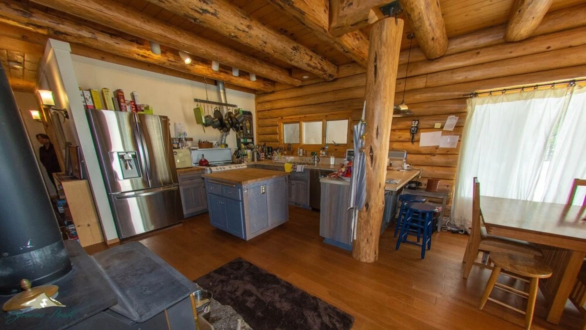 Meadow Out Luxury Cabin