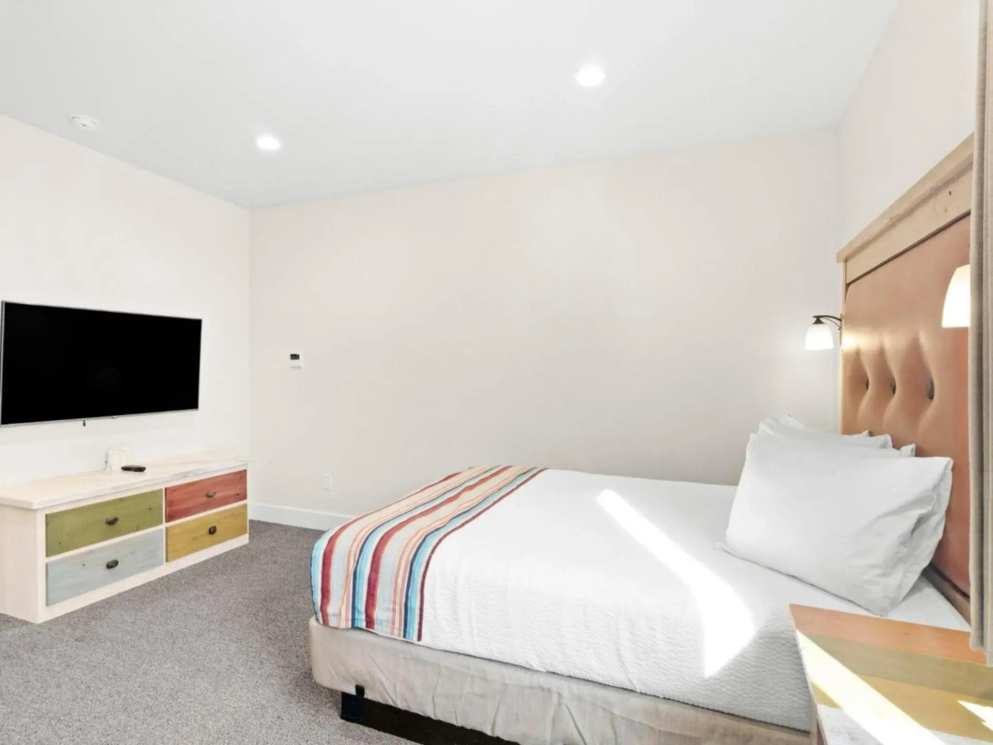 Bluff Dwellings Resort