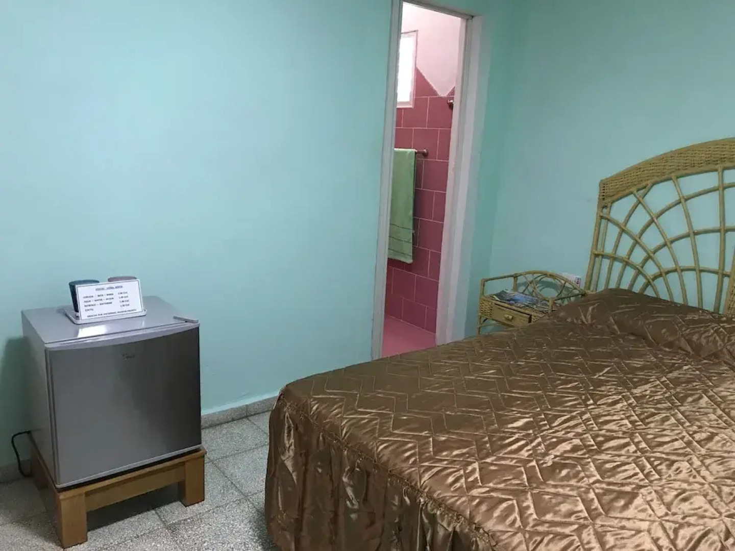 Hostal Doña Mirta R Rooms