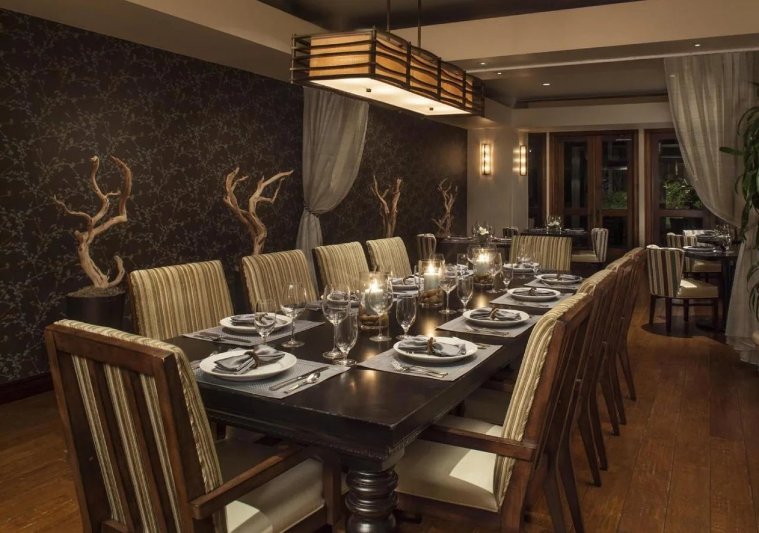 Jupiter Beach Resort & Spa