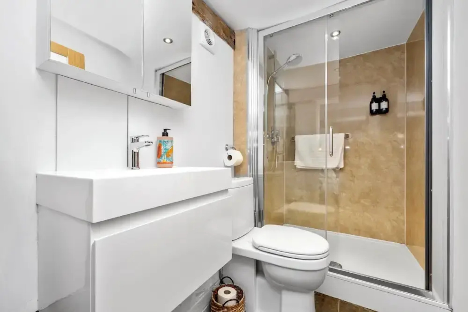 The Barn Stoaches Farm