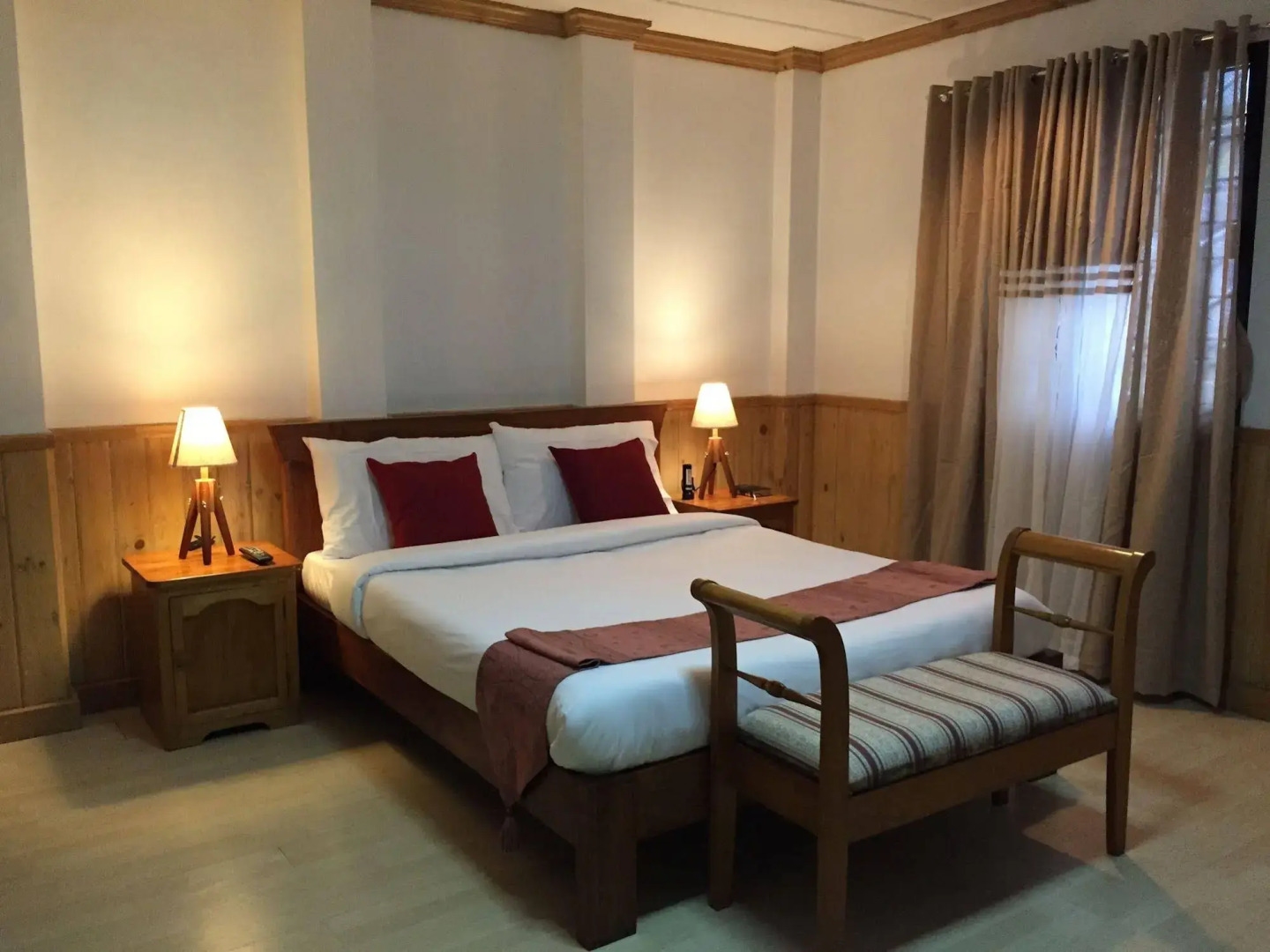 Chateau Beatrice Bed & Breakfast