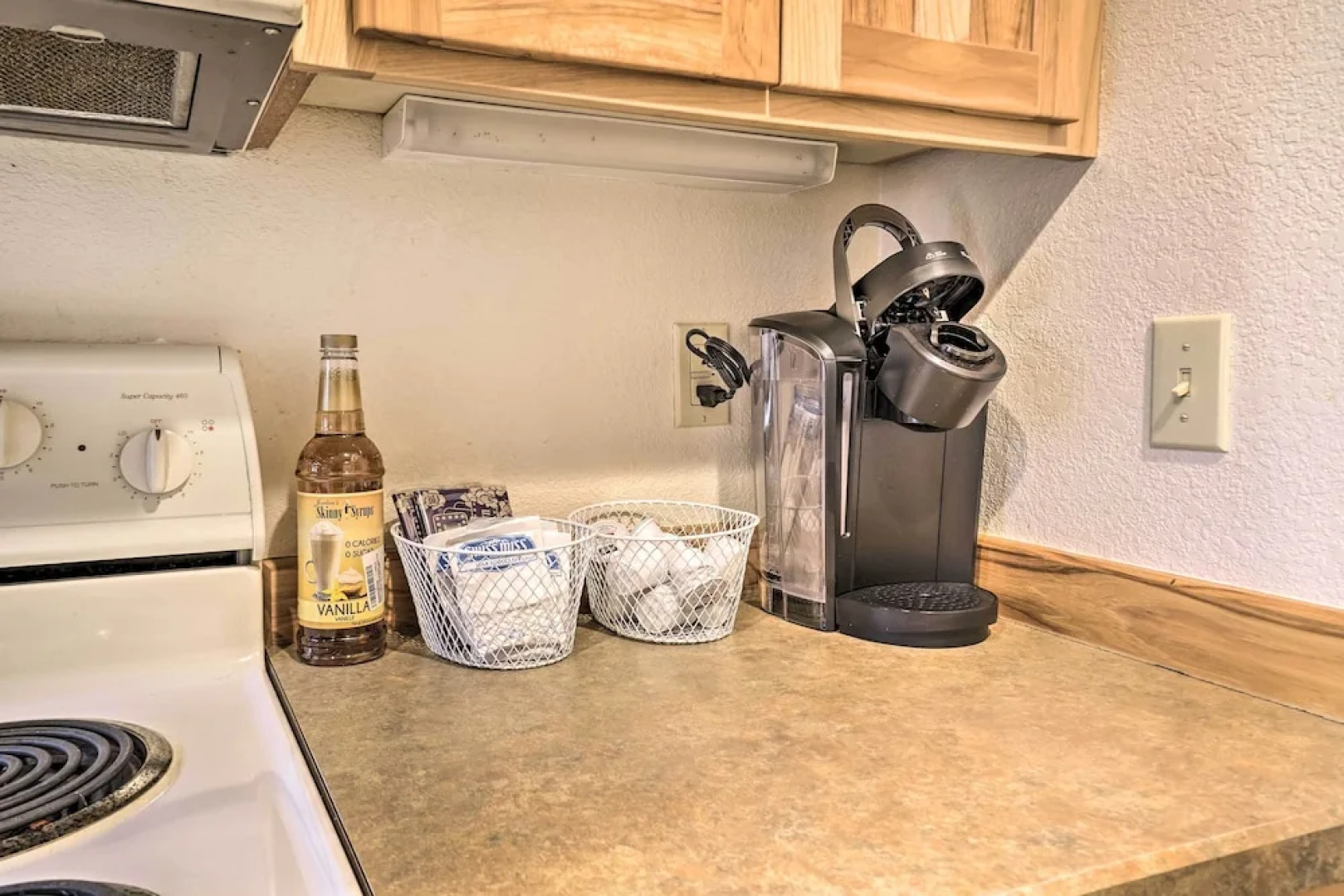 Chalet at Running Y Resort w/ Wraparound Deck!