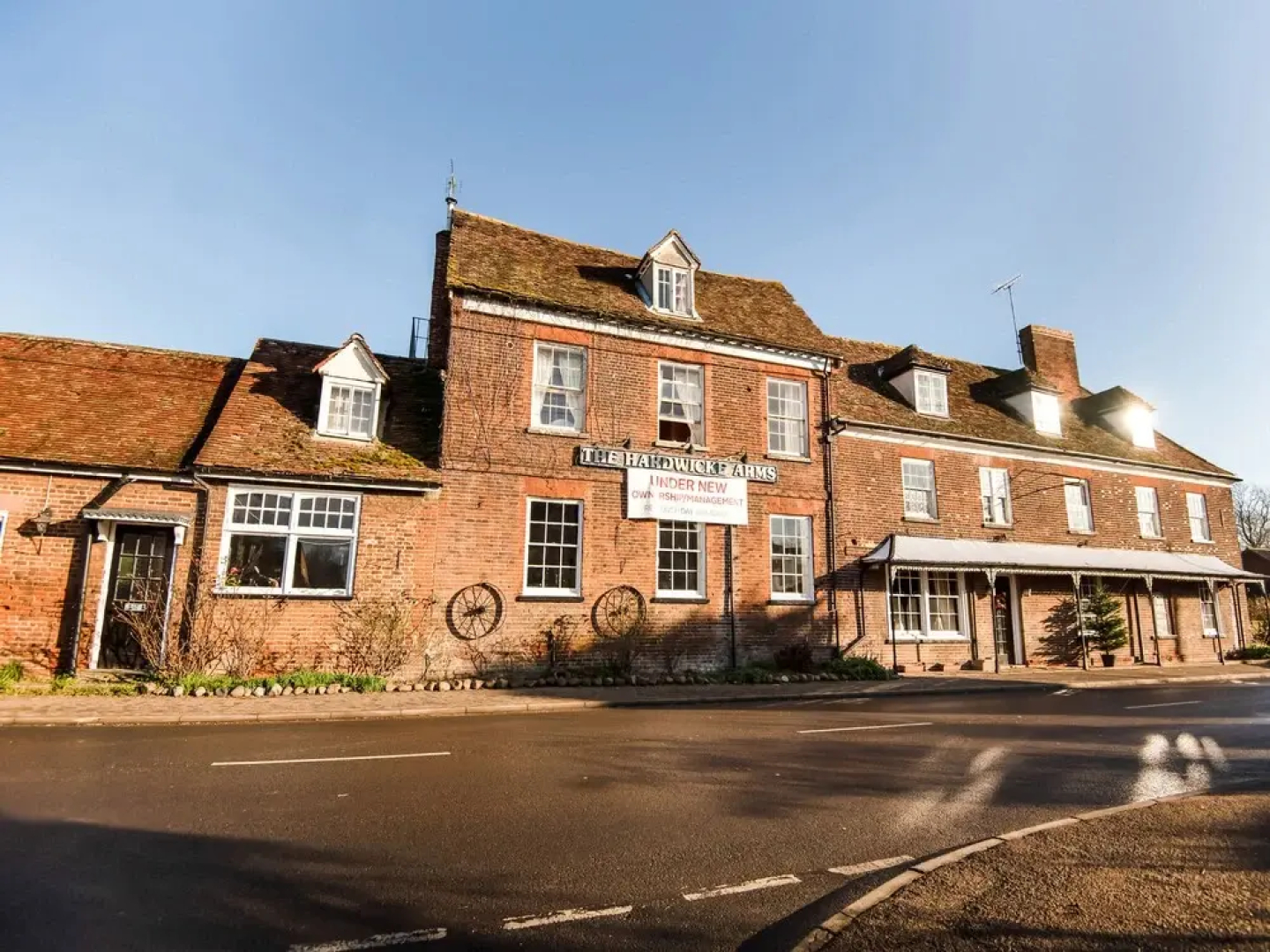 Hardwicke Arms Hotel