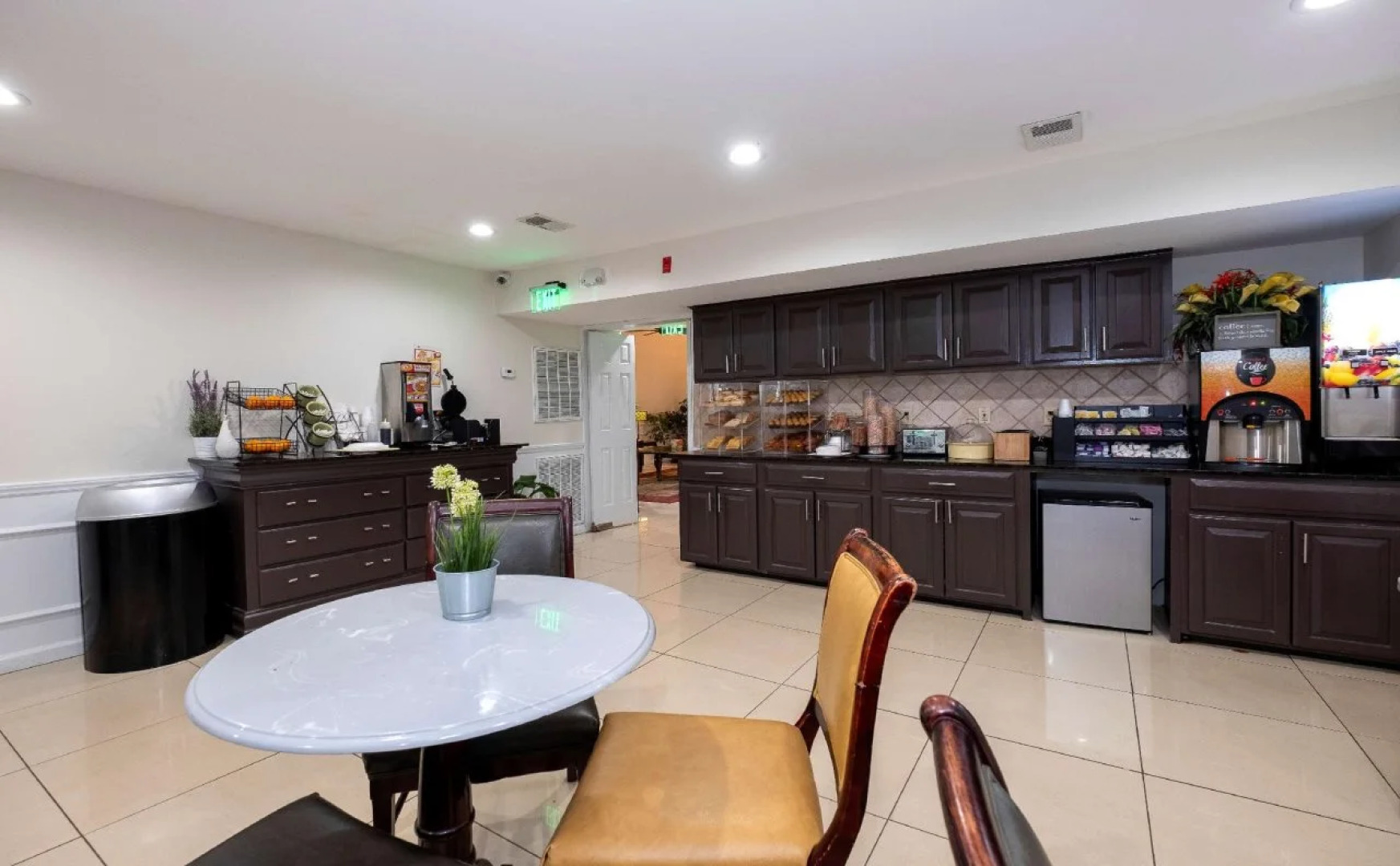 Red Roof Inn & Suites Wilson