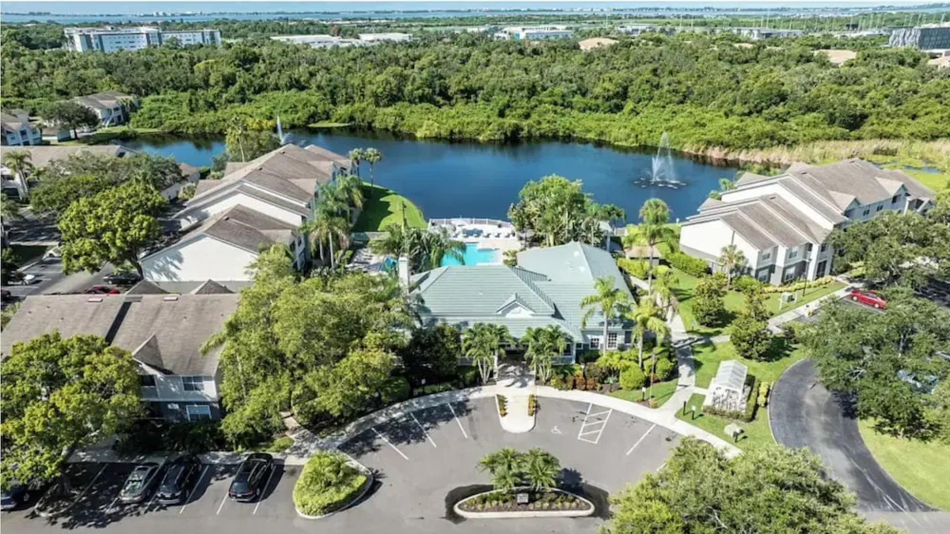 Bradenton Apartments by Landing