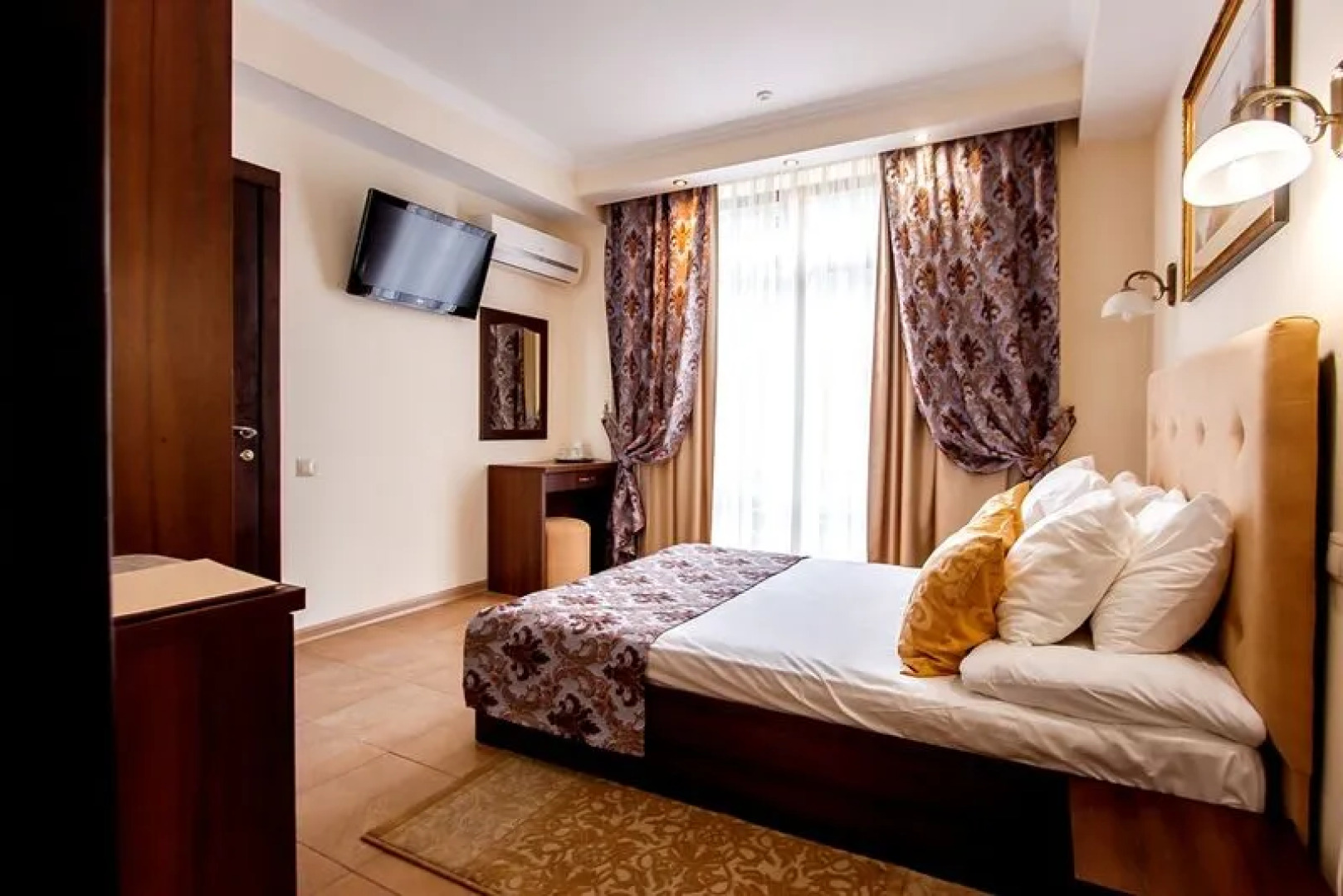 Винтаж-отель Новый Свет