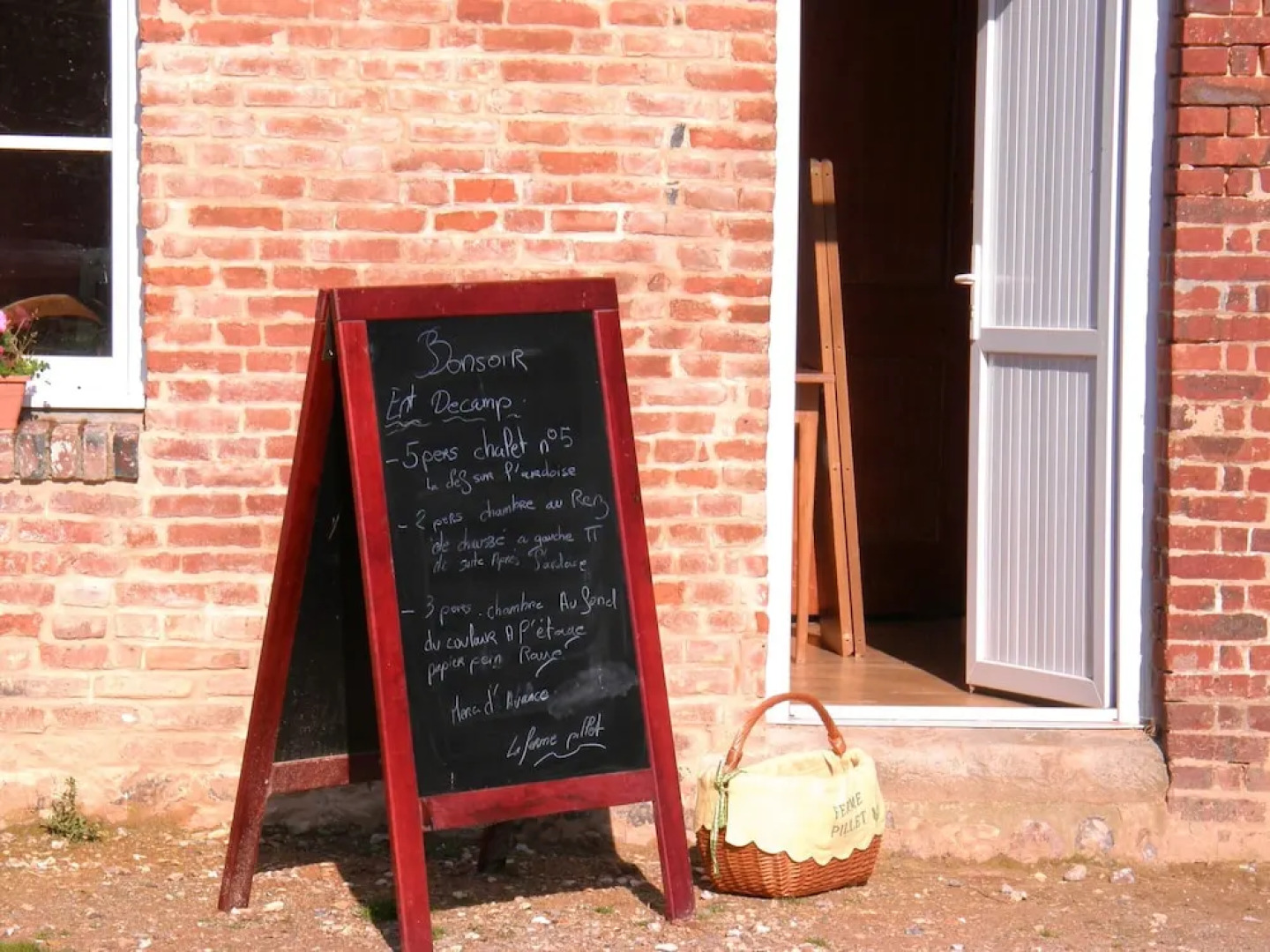 House With 4 Bedrooms in Berville, With Furnished Garden - 20 km From