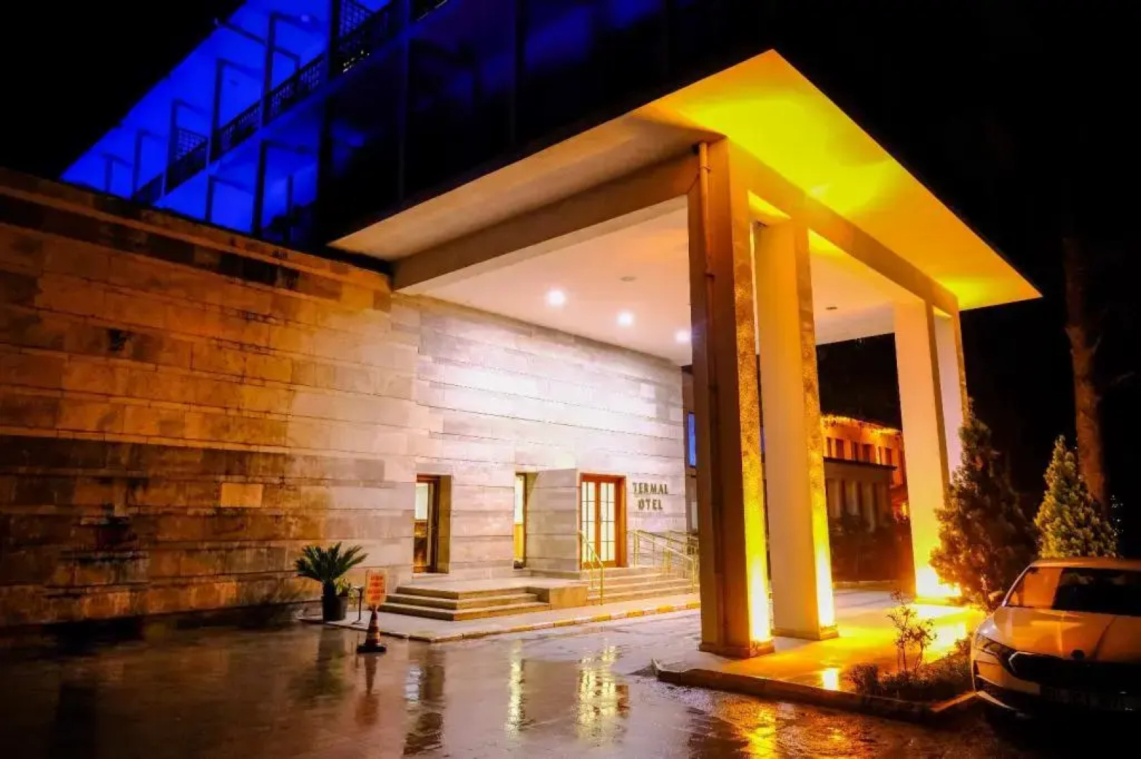 Saglik Bakanligi Yalova Termal Kaplica Isletmesi(Please Contact The Property 7 Days In Advance)