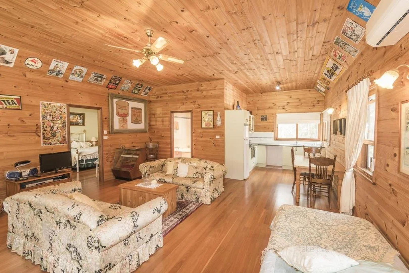 Bay and Bush, Jervis Bay