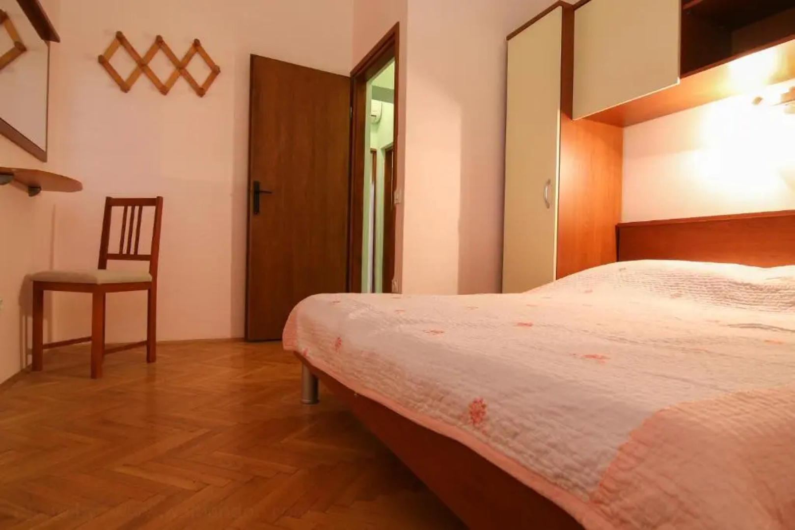 Apartments Milovan