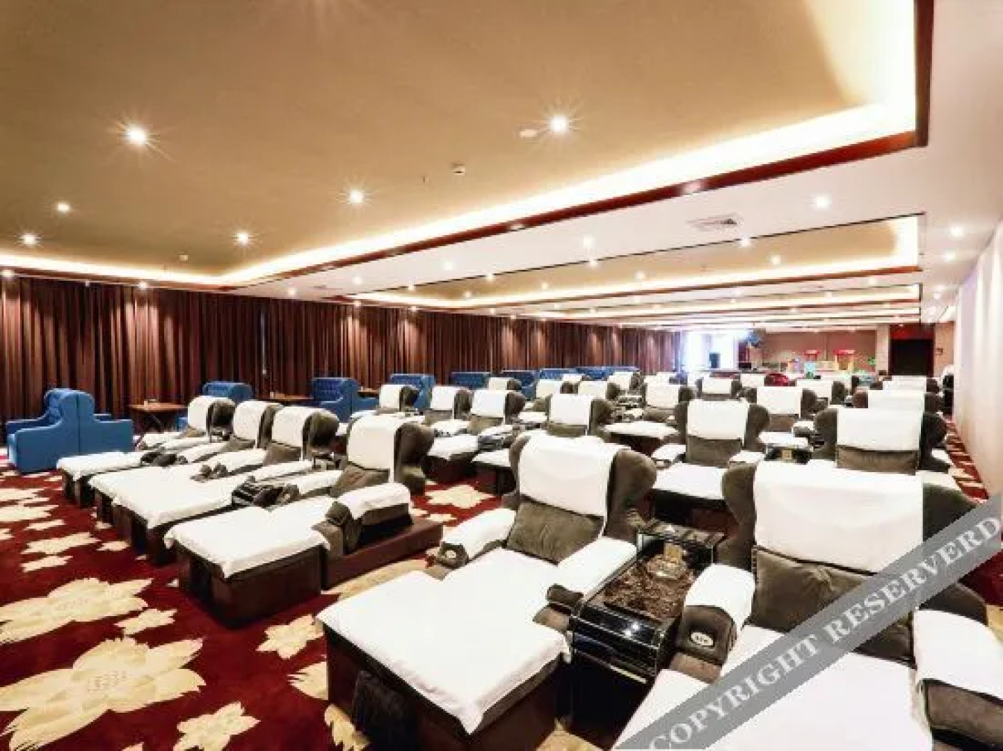 Tanghai Holiday Hotel