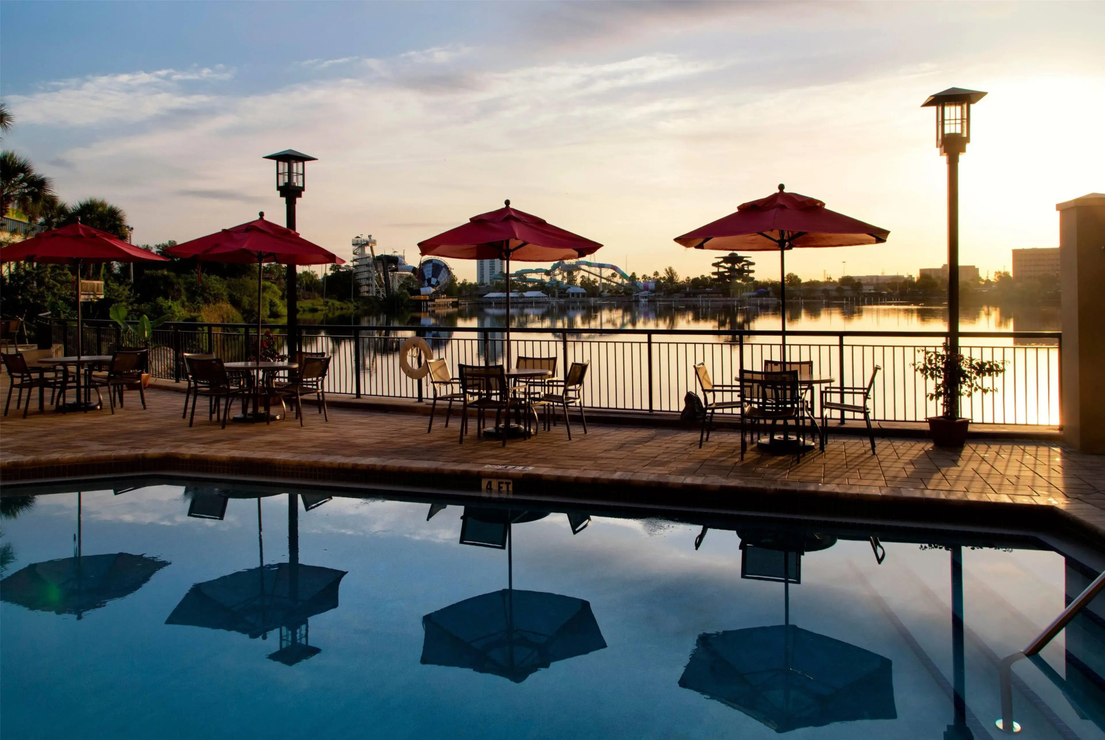 Ramada Plaza by Wyndham Orlando Resort & Suites Intl Drive