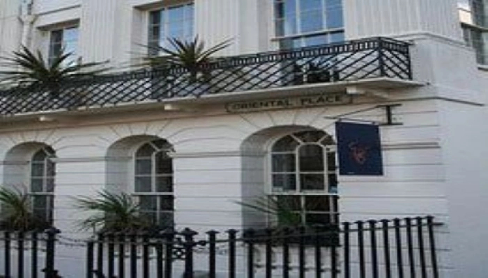 The Neo - Guest House