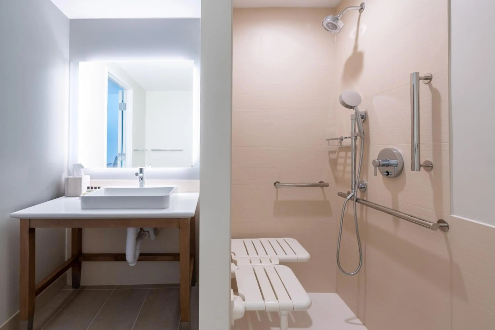 Element Dallas Richardson