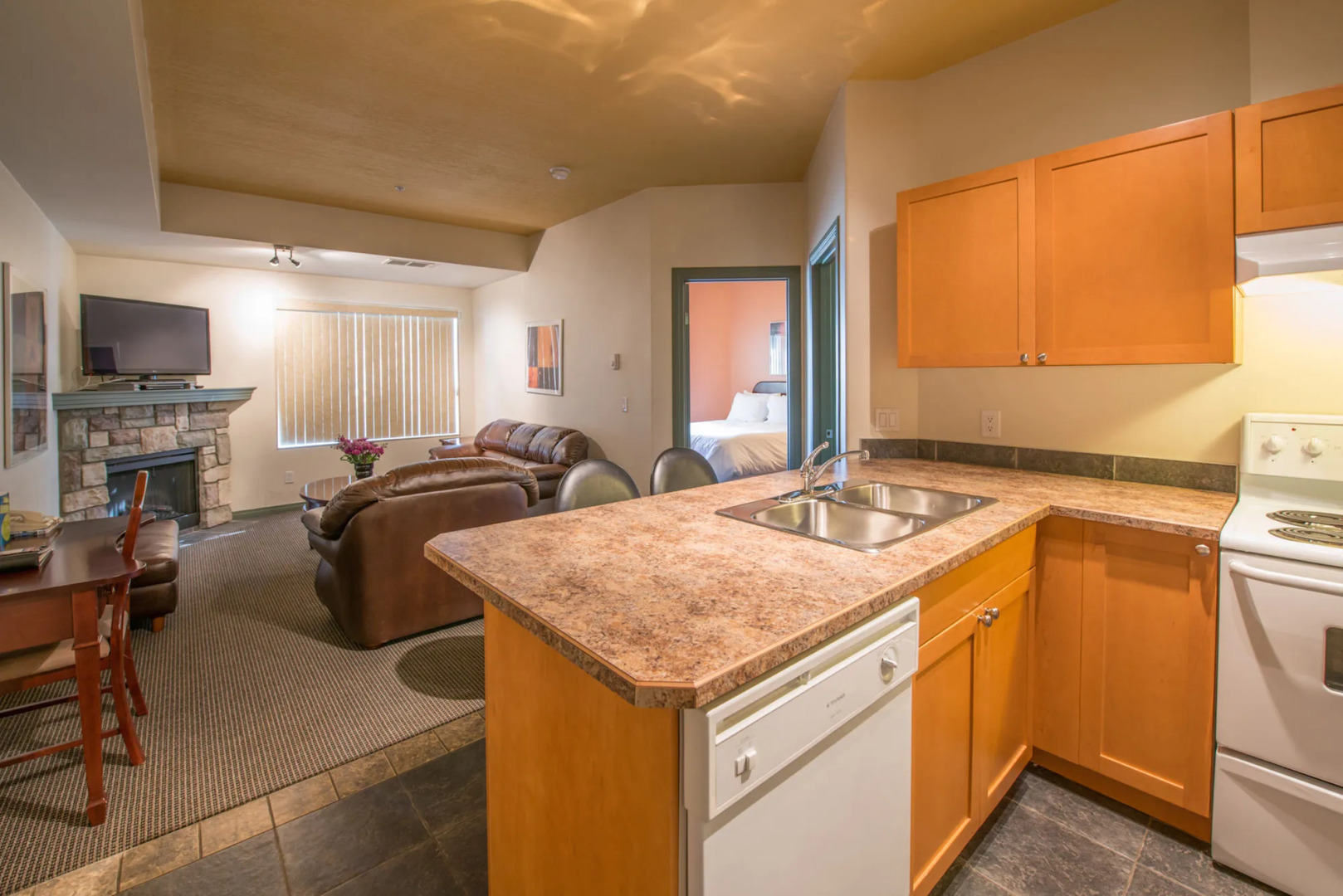 Podollan Rezidence - Fort McMurray