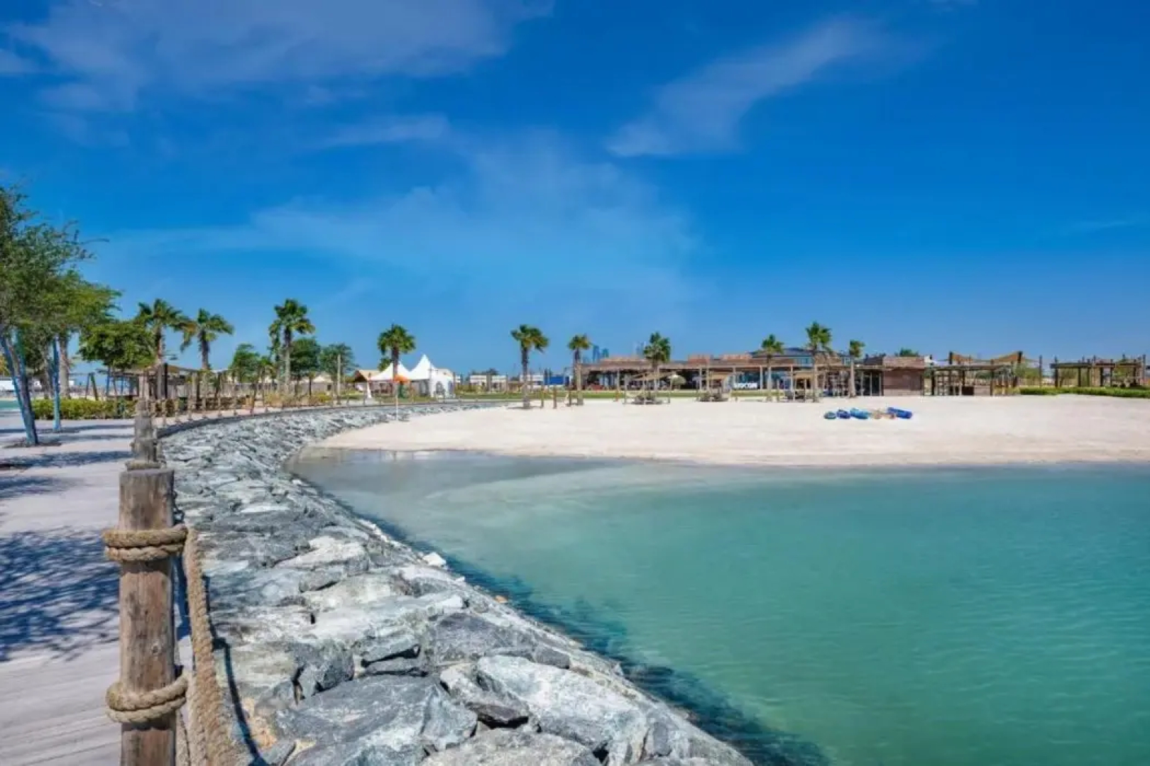 Курортный отель Bab Al Nojoum Hudayriyat
