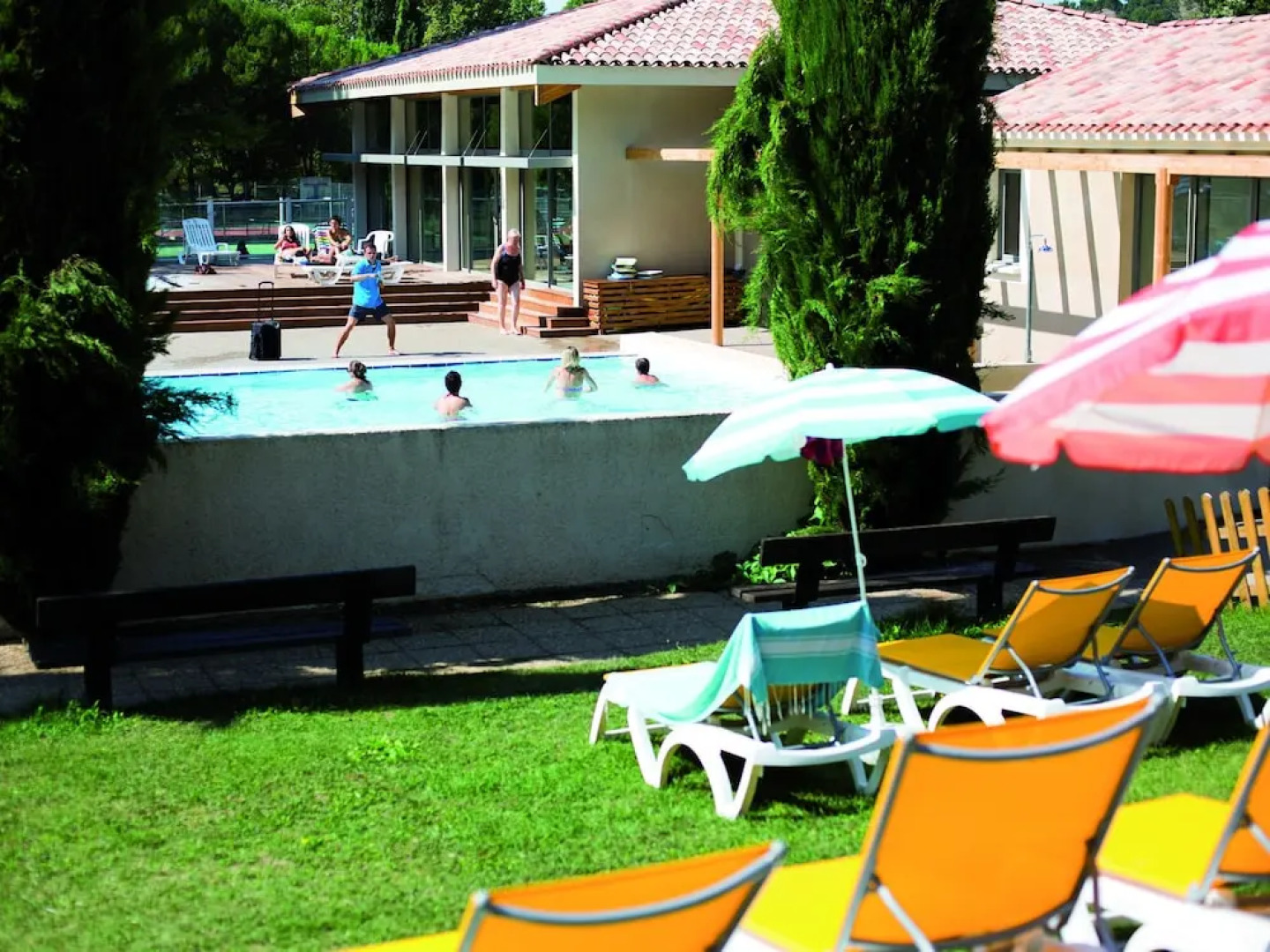 Well-kept Apartment in the Lubéron Near a spa Resort