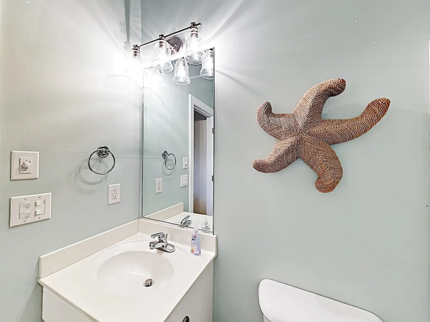 New Listing! Crabby 5: Pool, Hot Tub, Beach, Golf 4 Bedroom Condo