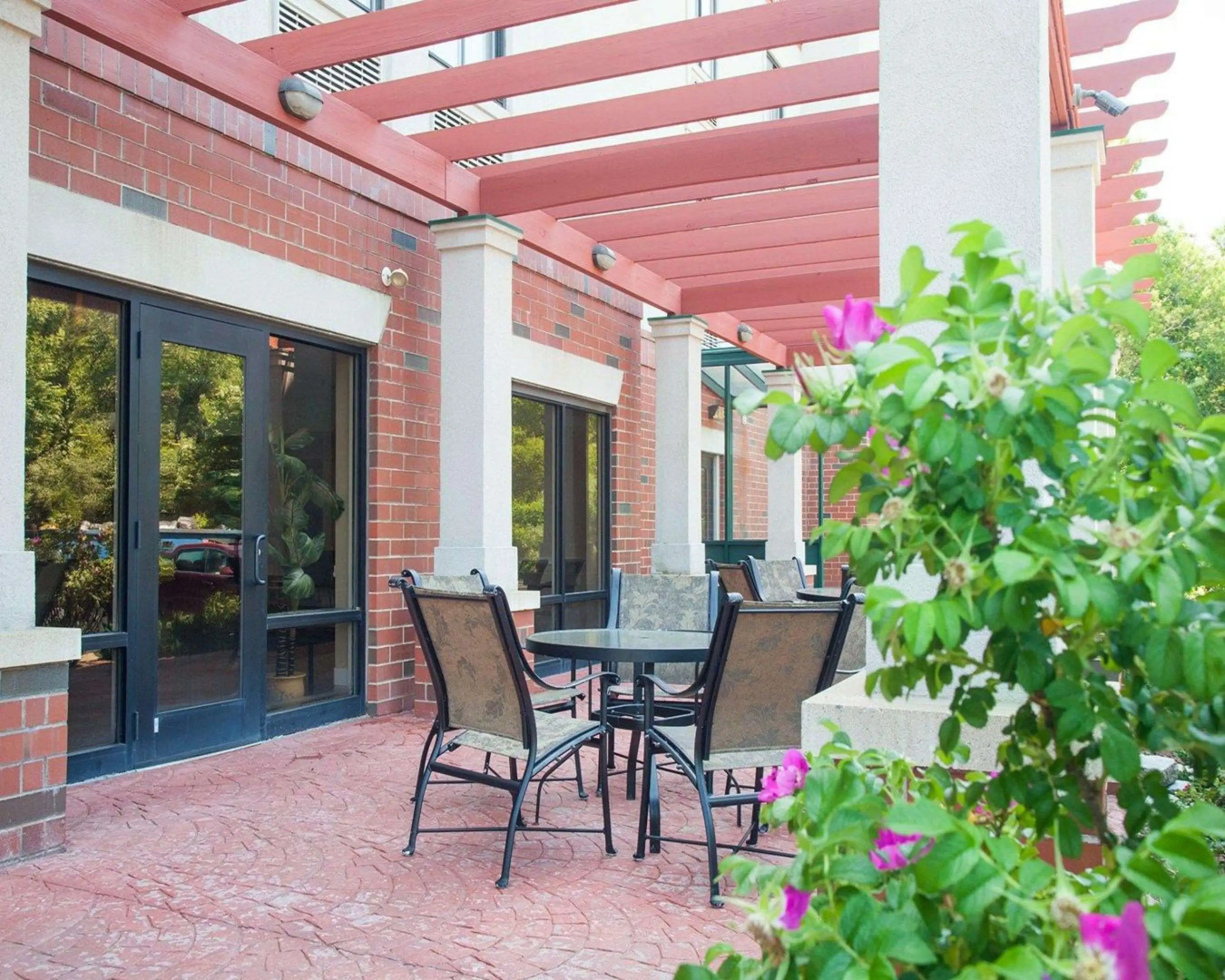 Comfort Suites West Warwick - Providence