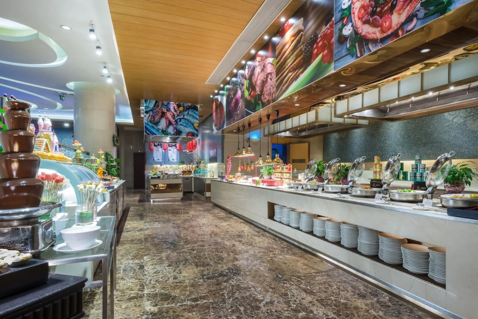 Crowne Plaza Yichang by IHG