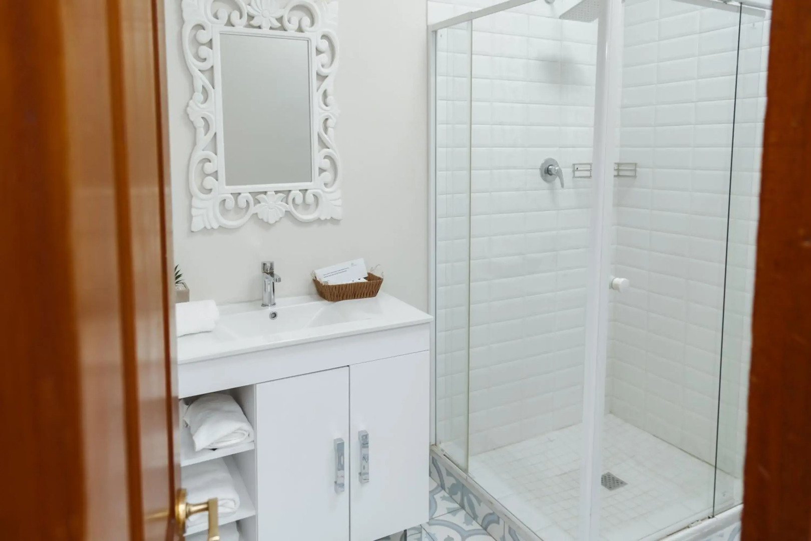 Le Pommier Wine Estate