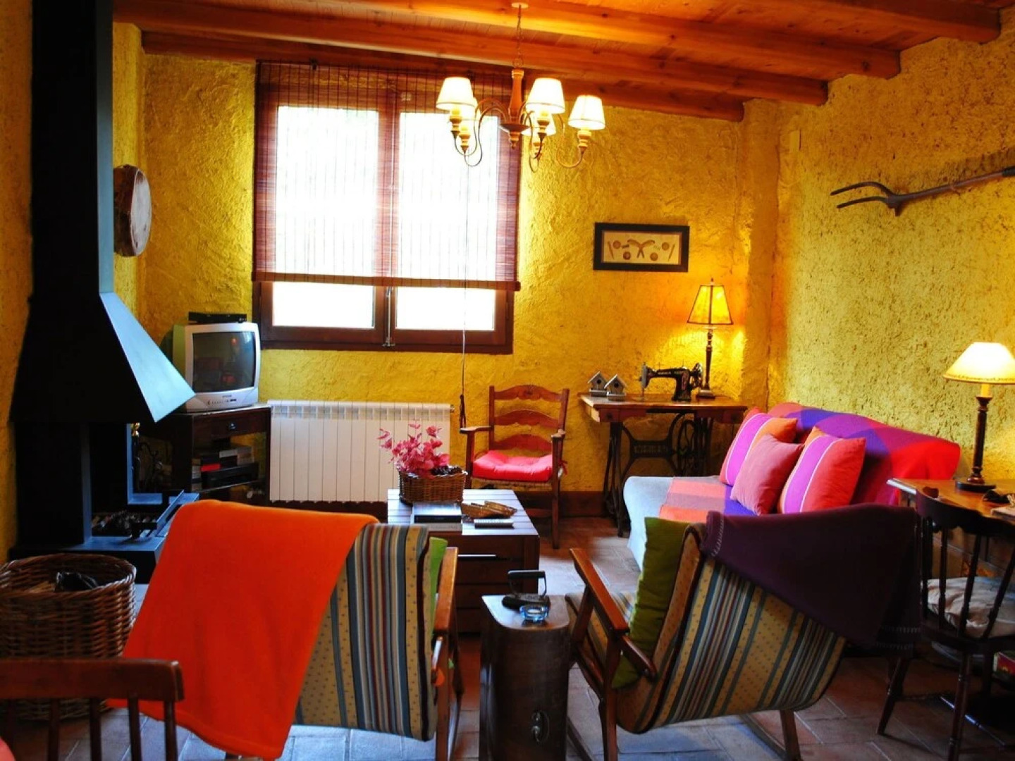 Cozy Cottage in Cornudella de Montsant With Pool