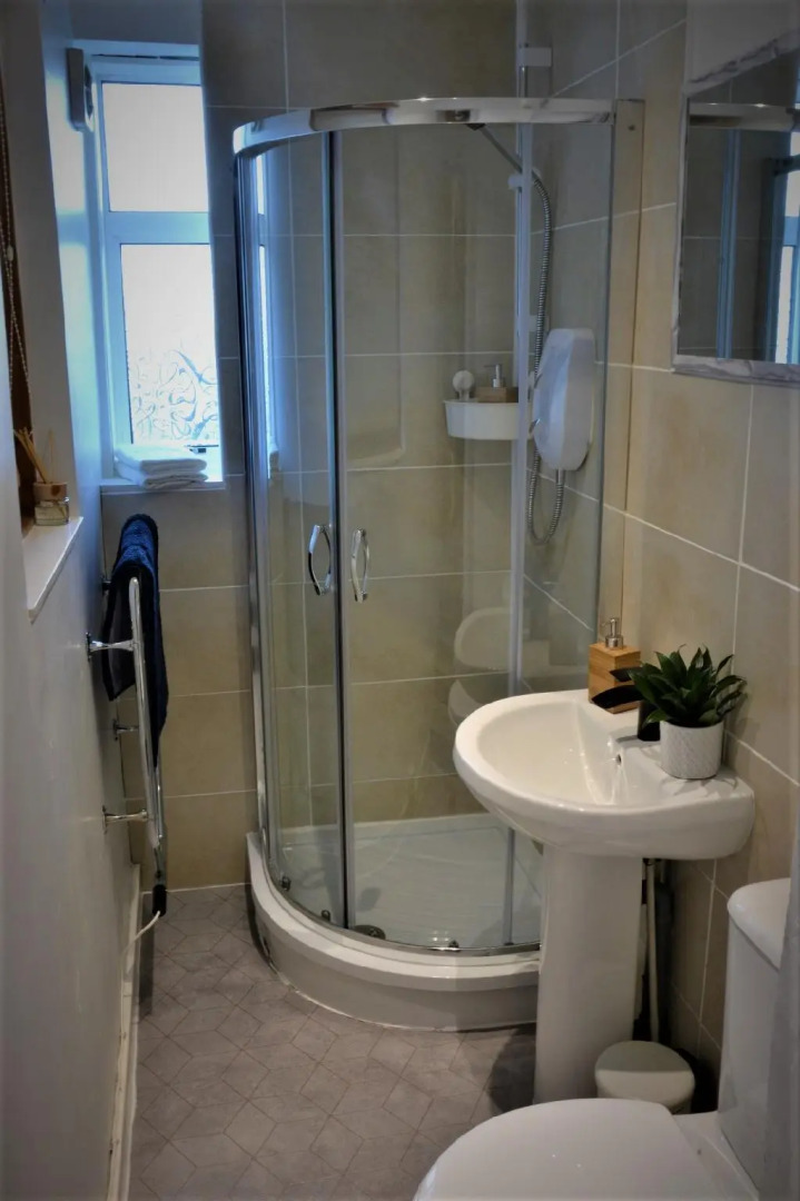 ENTIRE Lovely Modern Scottish Cottage