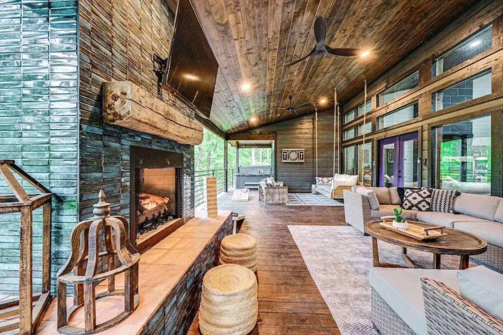 Luxe Broken Bow Vacation Rental: Hot Tub & Pets OK