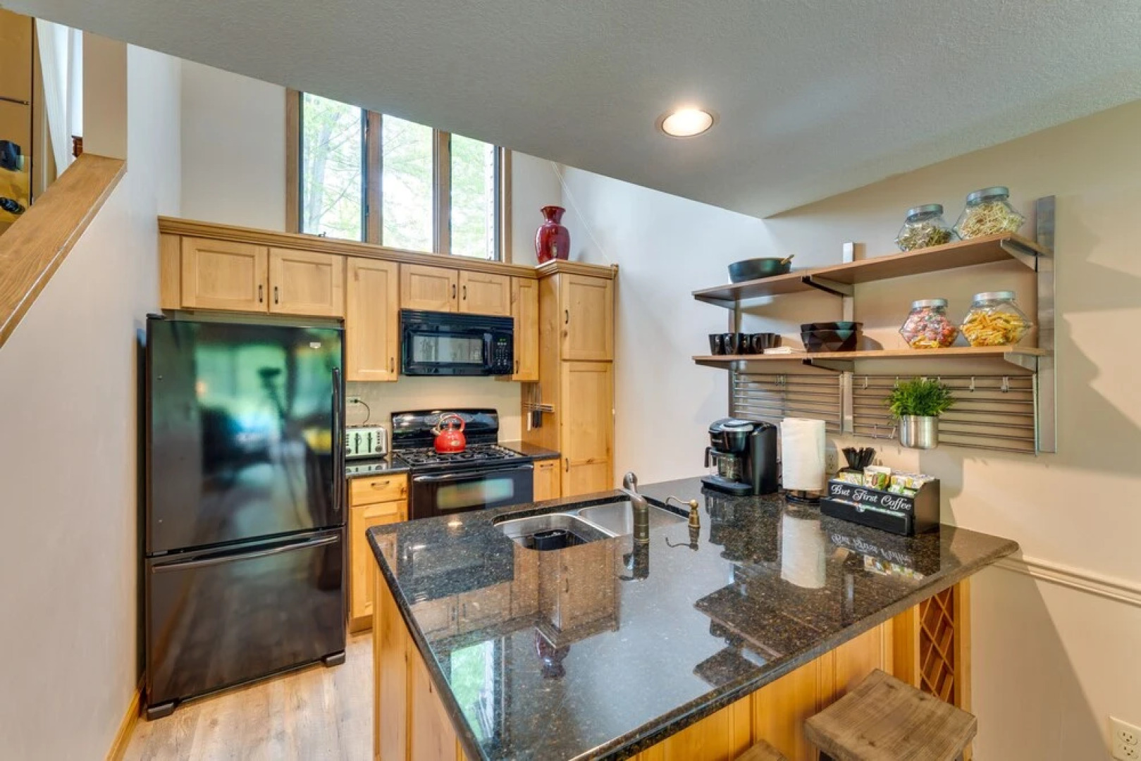 Galena Retreat: Shopping, Owners Club & Skiing!